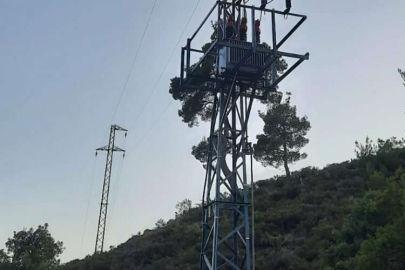 Manisa'da depolara enerji sağlayan trafolara bakım
