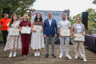 Kocaeli'de Başkan Büyükakın, soydaş gençlerle buluştu
