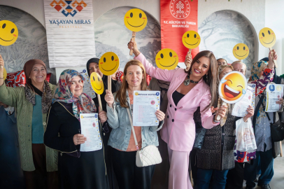 Yelda Başaran’dan Gülümseten ‘Mutluluk Reçetesi