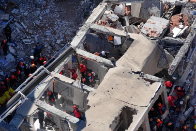Gebze’de çöken binadan 2 acı haber daha! Ölü sayısı 4 oldu
