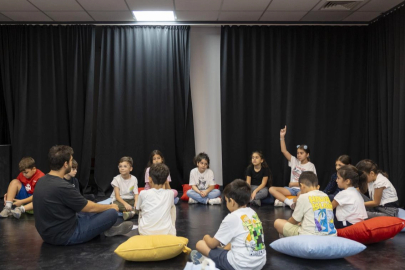 Mersin’de Tiyatro Kursu’na yoğun ilgi