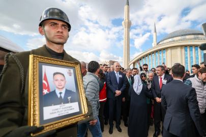 Üç şehidimiz de Ankara'da son yolculuğuna uğurlandı