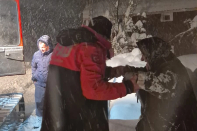 Kastamonu’da AFAD’tan karla mücadelede insan odaklı hizmet