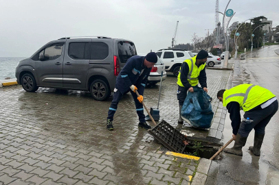 Kocaeli Büyükşehir’den fırtına sonrası temizlik