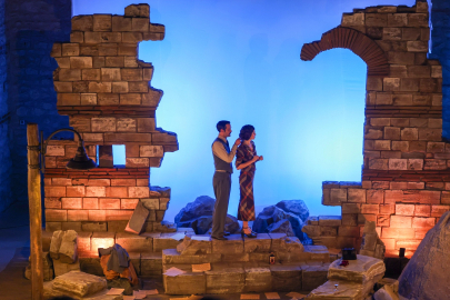 “Ay Tedirginliği” Baruthane Sahnesi'nde prömiyer yaptı