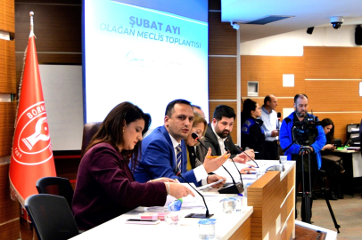 İzmir Bornova’da sel sonrası yoğun çalışma