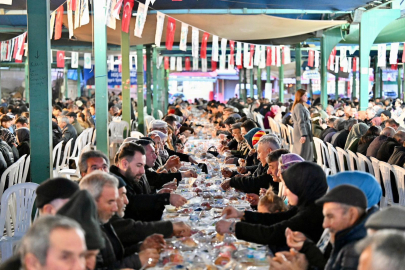 Manisa Demirci’de iftar sofrası birlik ve bereketi buluşturdu