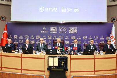 Bakan Bolat Bursa’da ekonomi mesajı verdi... İhracatta tarihi rekor kırdık