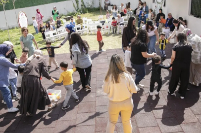 Mersin’de oyun ve sevgi buluşması