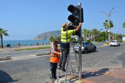 Antalya’da trafik güvenliği için yenileme