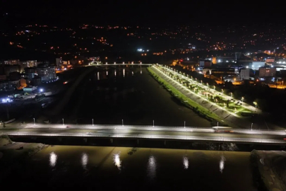Ordu'da Melet Köprüsü ışıl ışıl oldu
