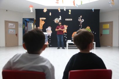 Veteriner olmak isteyen Çayıovalı minikler sokak hayvanları hakkında bilgi aldı