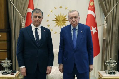 İzmir Büyükşehir Belediye Başkanı Cemil Tugay, Külliye'de