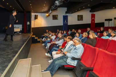 İzmir’de 3. Yaş Üniversitesi’nde son dönem heyecanı