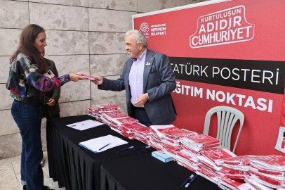 Bursa'da Atatürk posterleri Nilüfer’in her yerinde