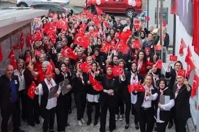 Bursa Olgunlaşma Enstitüsü'nde coşkulu Cumhuriyet Bayramı kutlaması