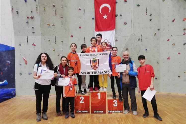 Bursa İnegöl Belediyespor Spor Tırmanış Takımı kürsüleri fethetti